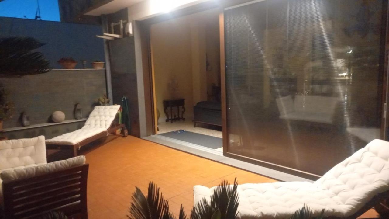Confortevole Бари Екстериор снимка